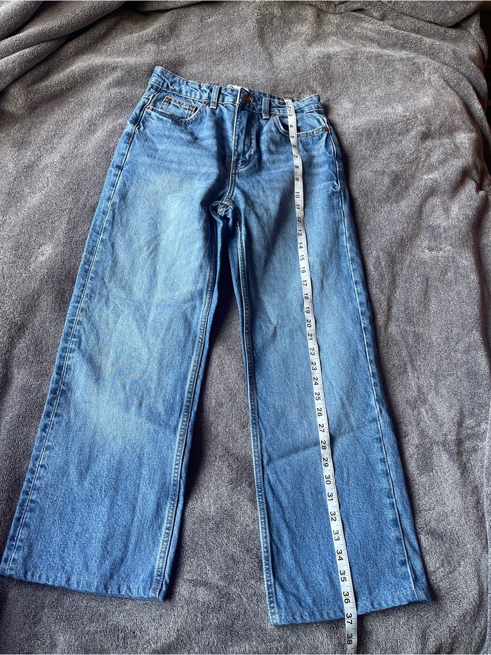 Zara high-waisted wide-leg jeans size 2